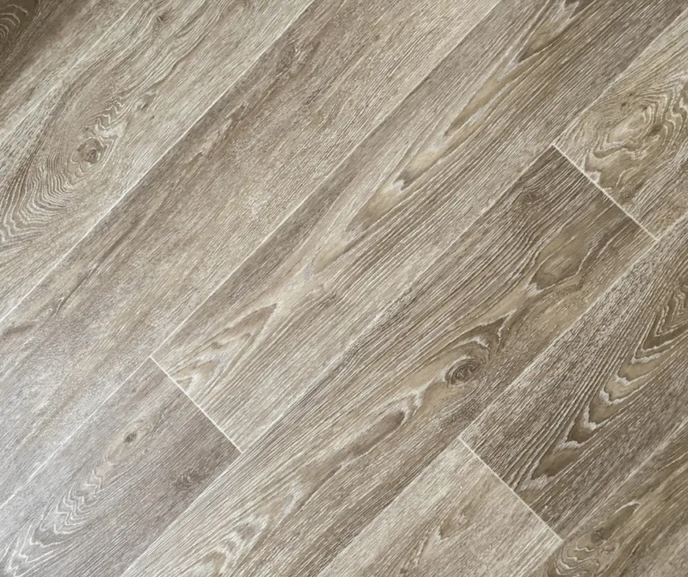 How to Maintain Vinyl Flooring – Cleaning & Longevity Tips